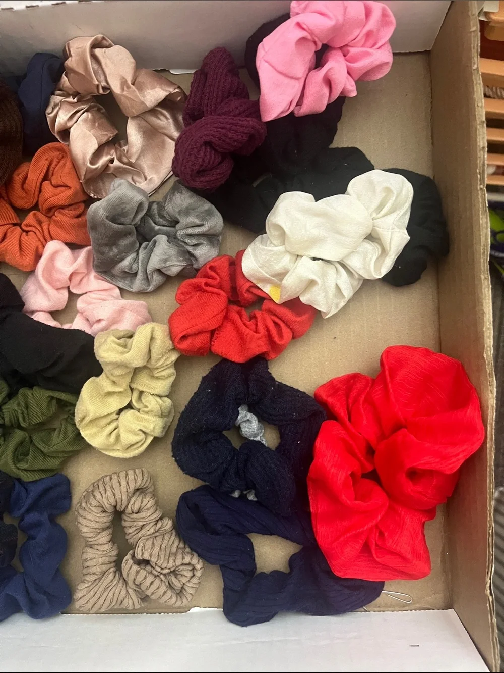 Assorted Kids Hair Scrunchies - Multicolor Pack 30 pc 056
